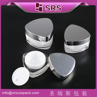 ซื้อ SRS ผู้ผลิตประเทศจีนขายร้อนรูปร่างสามเหลี่ยม สารสําอางพลาสติกน่ารัก กระปุกอะคริลิคว่าง online manufacture