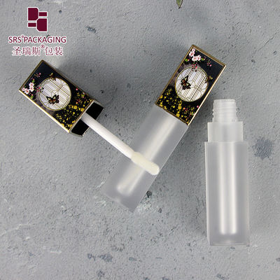 ซื้อ หุ้นดอกไม้และรูปผีบ่าย กล่องหล่อน้ํามันริมปากว่างหรู online manufacture