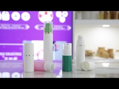 A024 กระป๋องสีขาวและฝาขาวที่มีเส้นเงิน กระป๋อง PP ที่ไม่มีลมสําหรับโลชั่นเซรัส